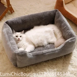 Warm Winter Cat or Dog Bed